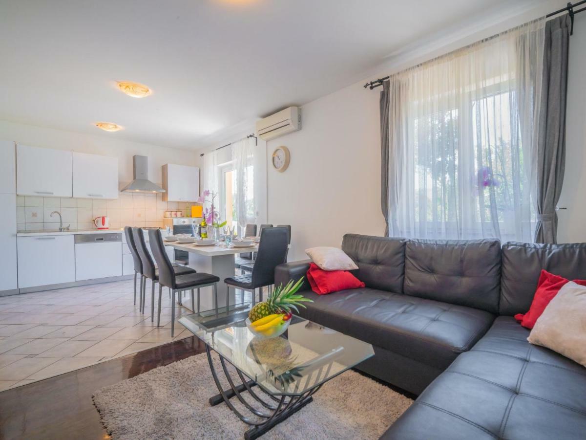 Holiday Home Ivona Drivenik Exterior foto