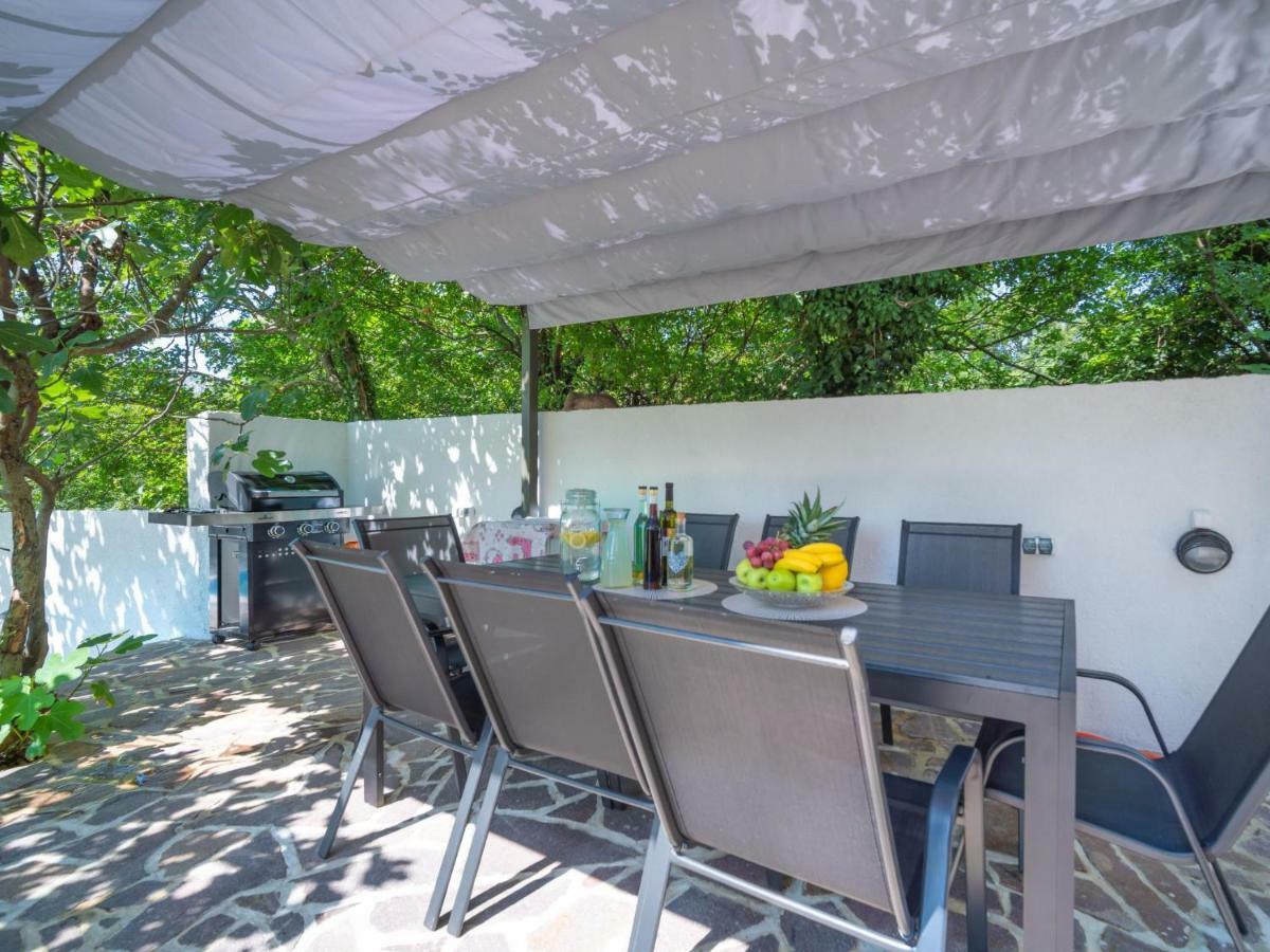 Holiday Home Ivona Drivenik Exterior foto