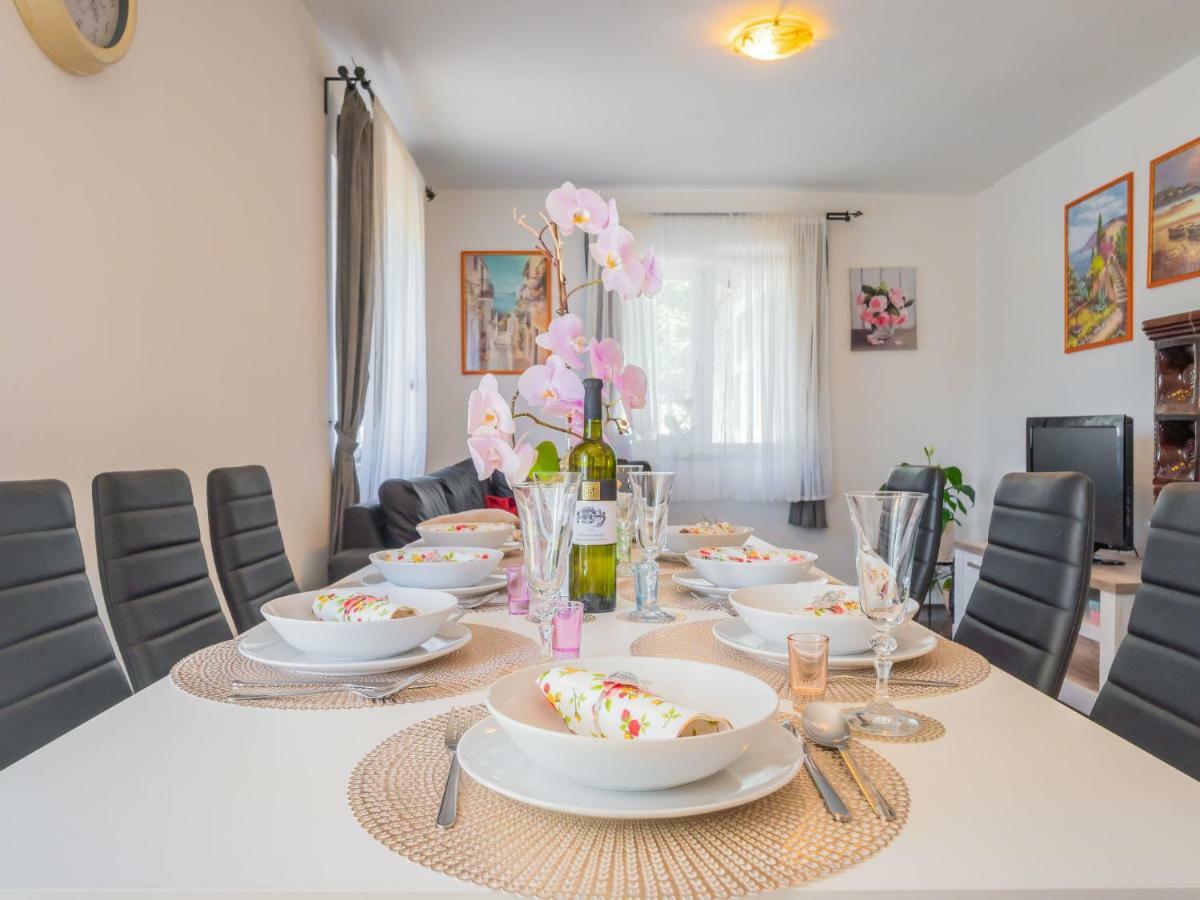 Holiday Home Ivona Drivenik Exterior foto